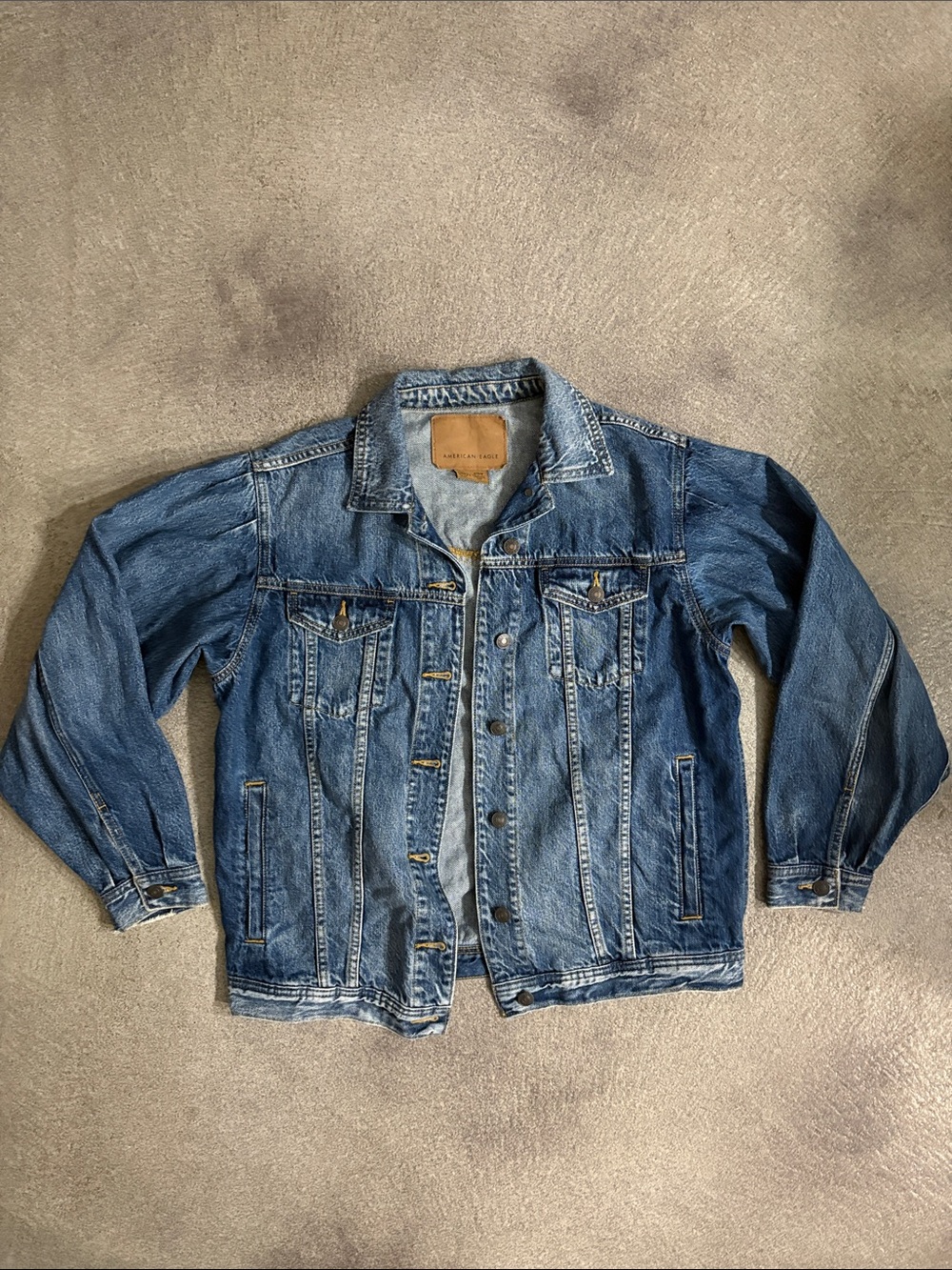 American Eagle Denim Jacket women’s (M)